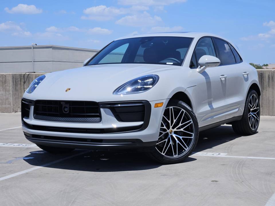 2026 Porsche Macan