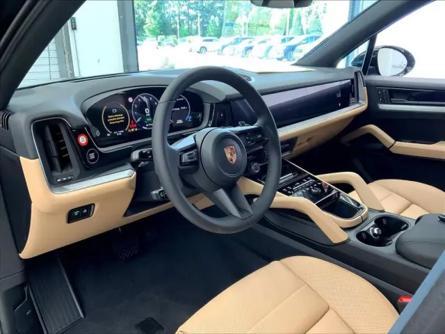 2026 Porsche Cayenne E-Hybrid - Photo 30