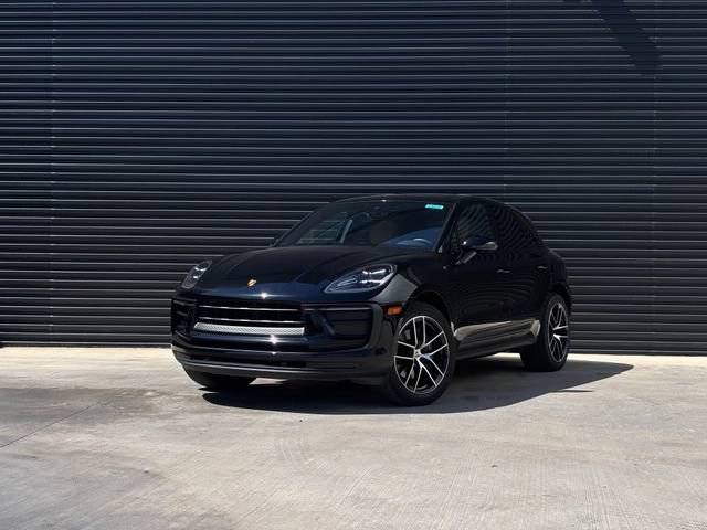 2022 Porsche Macan