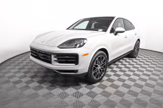 2026 Porsche Cayenne -'s photo