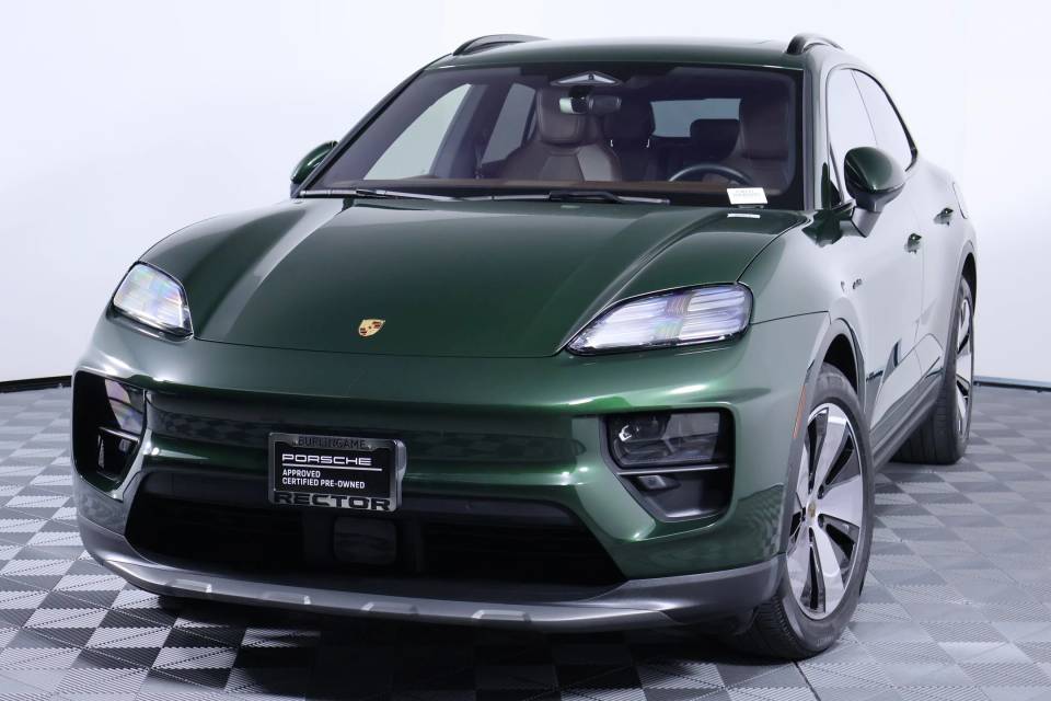 2024 Porsche Macan Base
