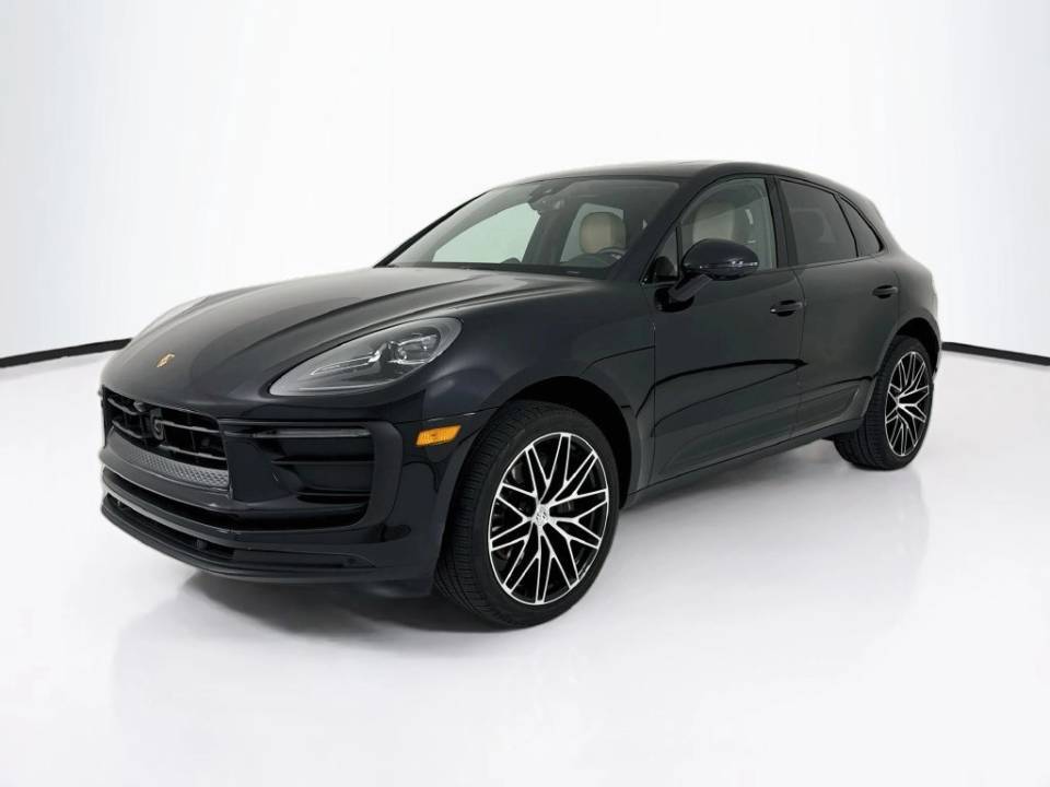 2026 Porsche Macan