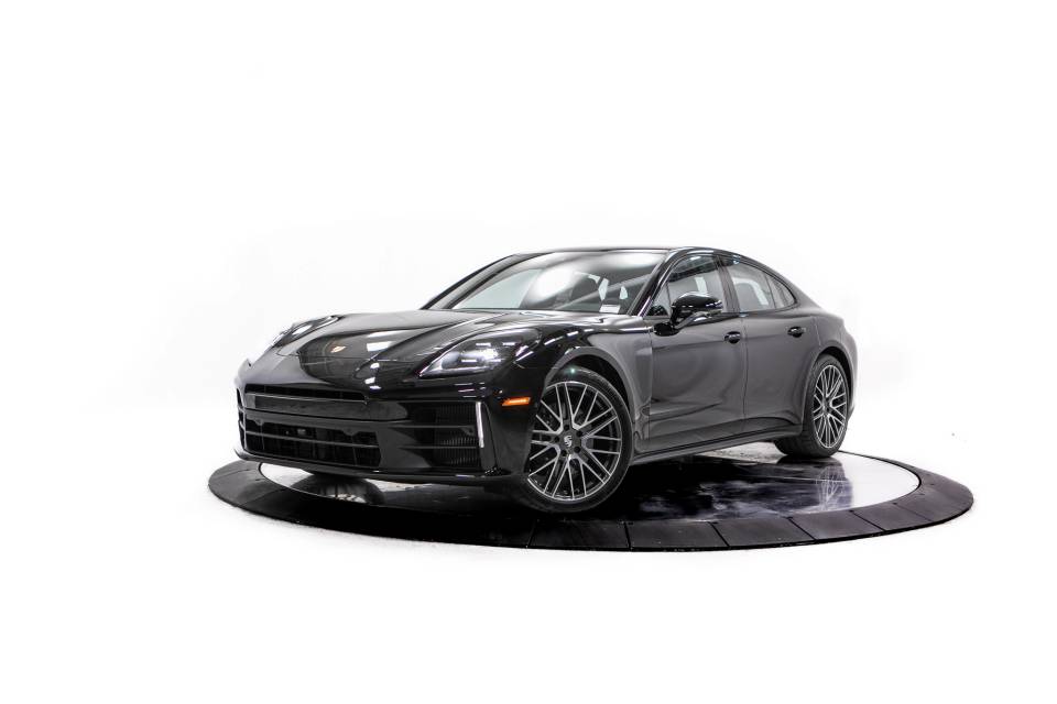 2026 Porsche Panamera