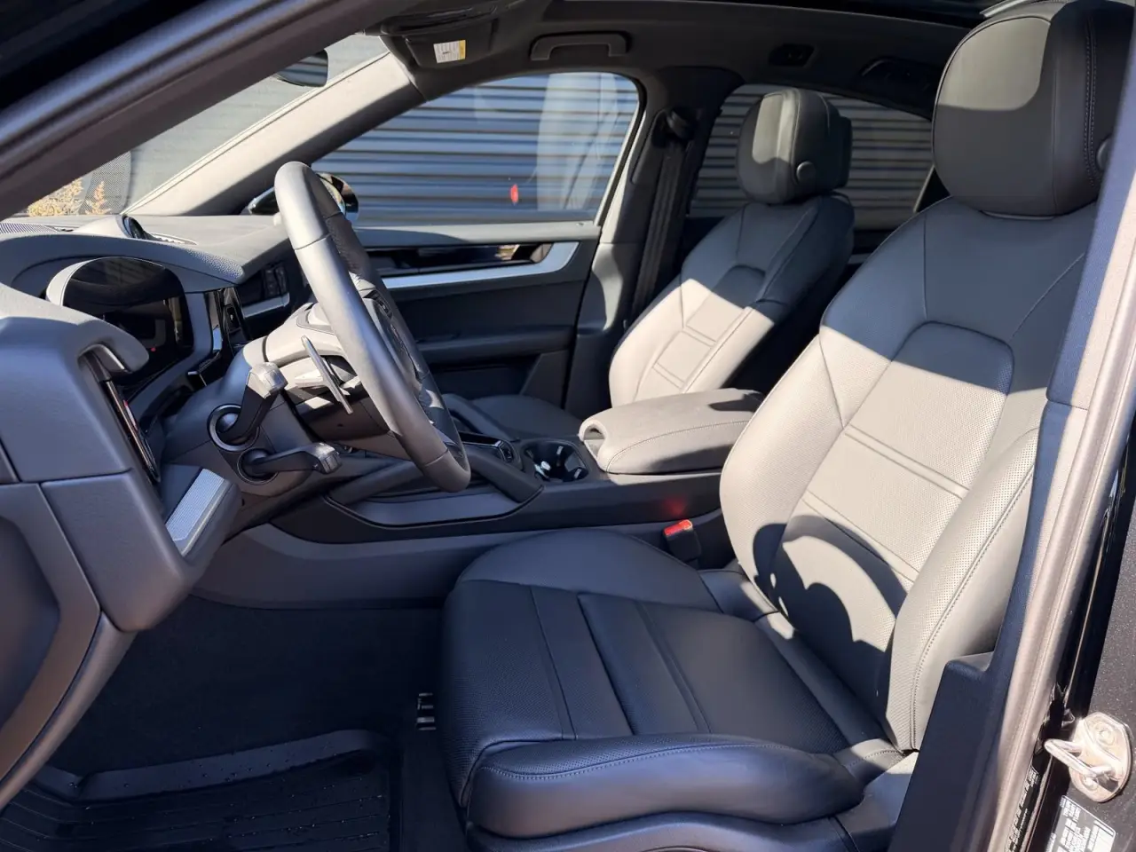 2026 Porsche Cayenne Coup Base - Photo 40