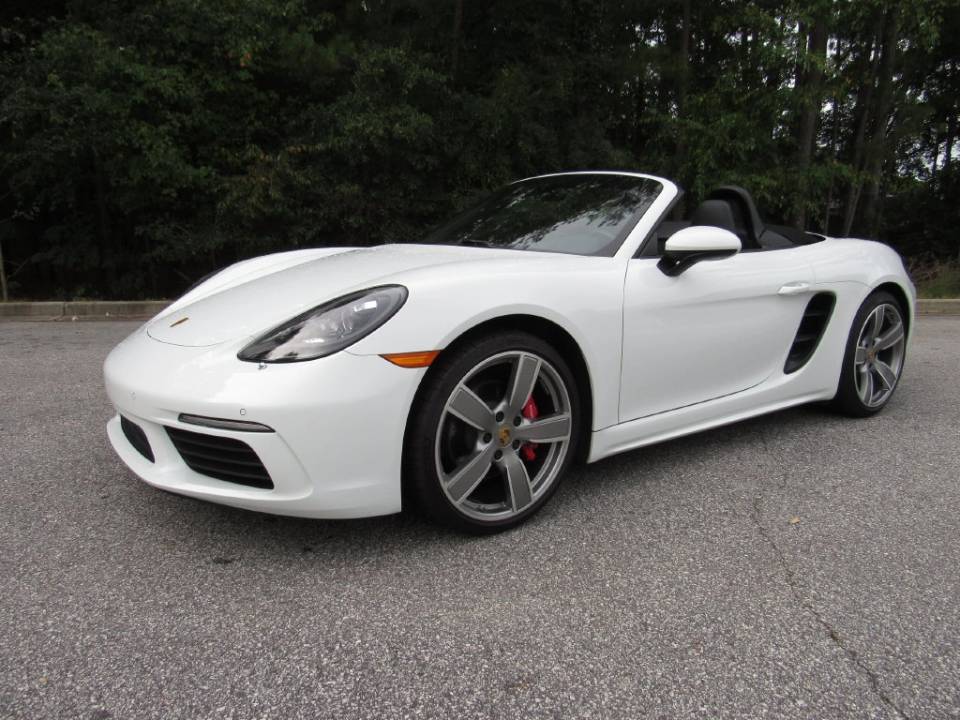 2025 Porsche 718