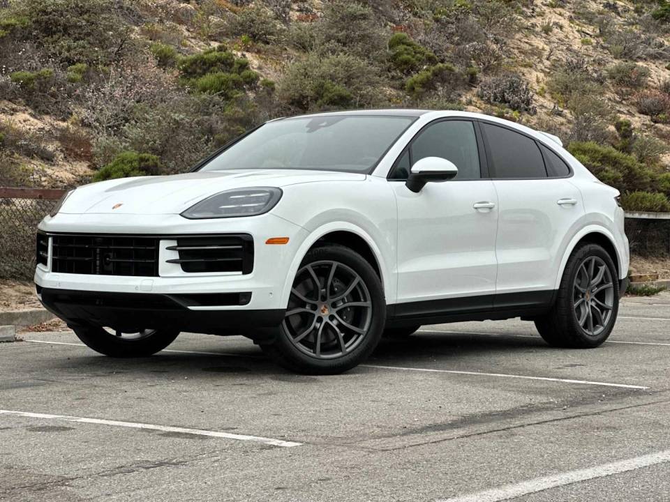 2025 Porsche Cayenne Coup Base