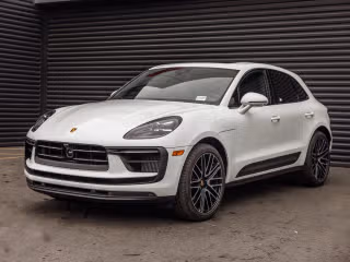 2025 Porsche Macan