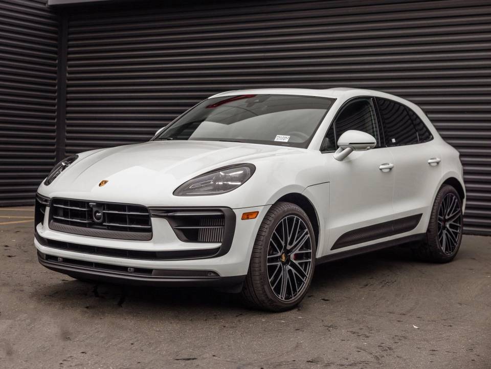 2025 Porsche Macan S