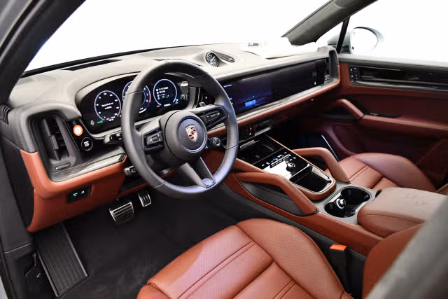 2026 Porsche Cayenne GTS - Photo 26