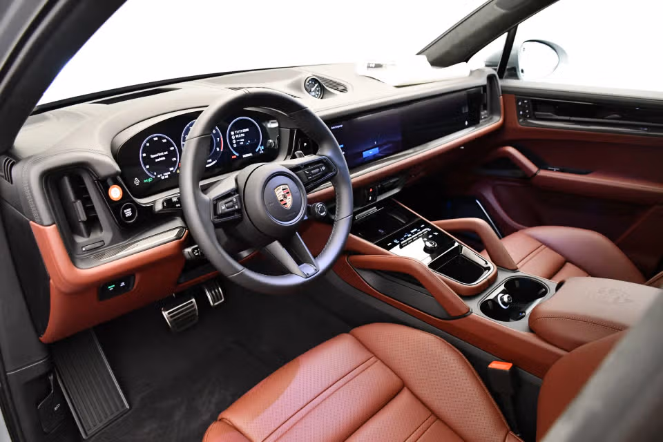 2026 Porsche Cayenne GTS - Photo 27