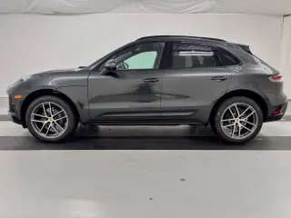 2026 Porsche Macan T - Photo 37