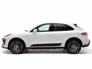 2025 Porsche Macan - Photo 9