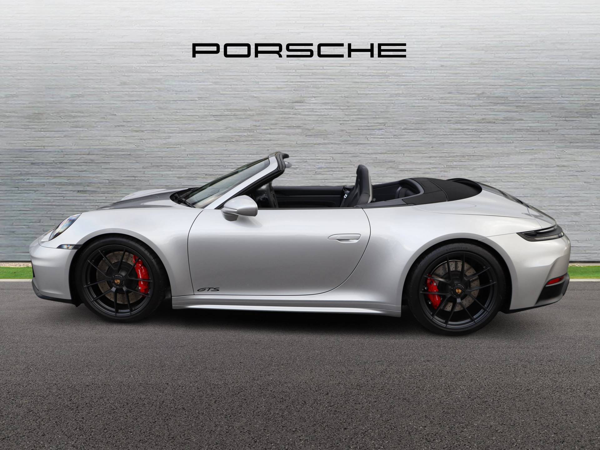 911 Carrera 4 GTS Cabriolet, photo 2 of 41