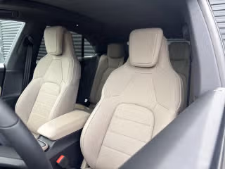 2025 Porsche Macan Base - Photo 33