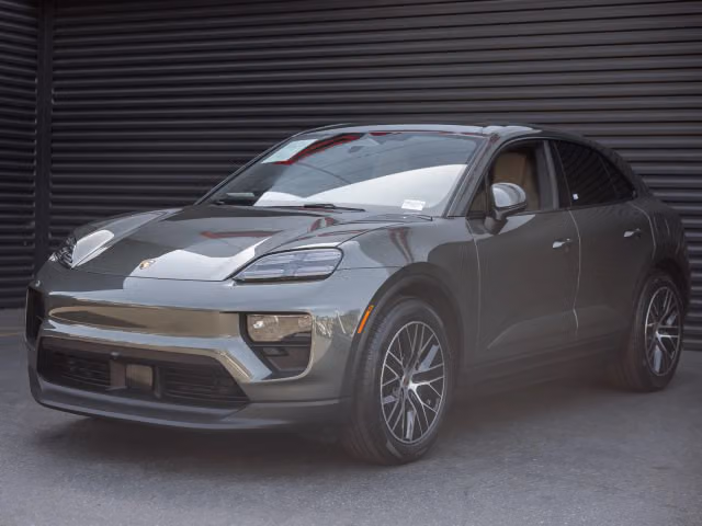 Used 2025 Porsche Macan Base with VIN WP1AD2XA3SL075369 for sale in Hawthorne, CA