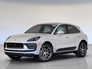 2025 Porsche Macan's photo