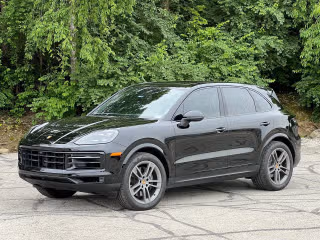 2024 Porsche Cayenne -'s photo