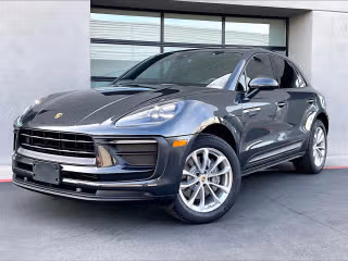 2022 Porsche Macan