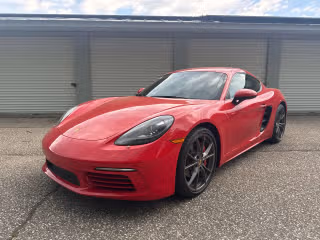 2024 Porsche 718 Cayman S's photo