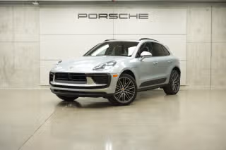 2026 Porsche Macan -'s photo