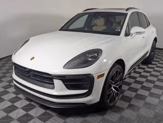 2023 Porsche Macan S's photo
