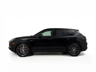 2026 Porsche Cayenne S E-Hybrid - Photo 13