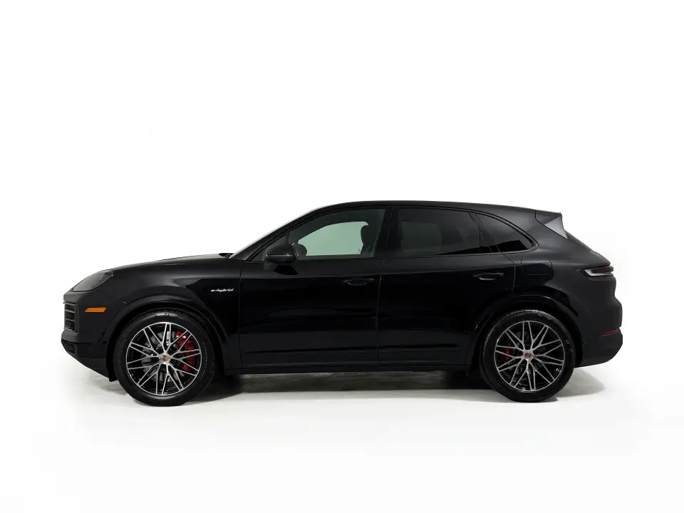 2026 Porsche Cayenne S E-Hybrid - Photo 15