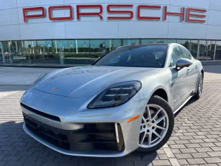 2026 Porsche Panamera -'s photo