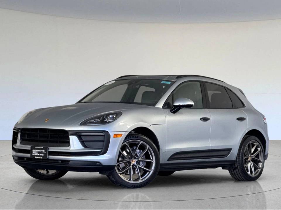 2022 Porsche Macan Base