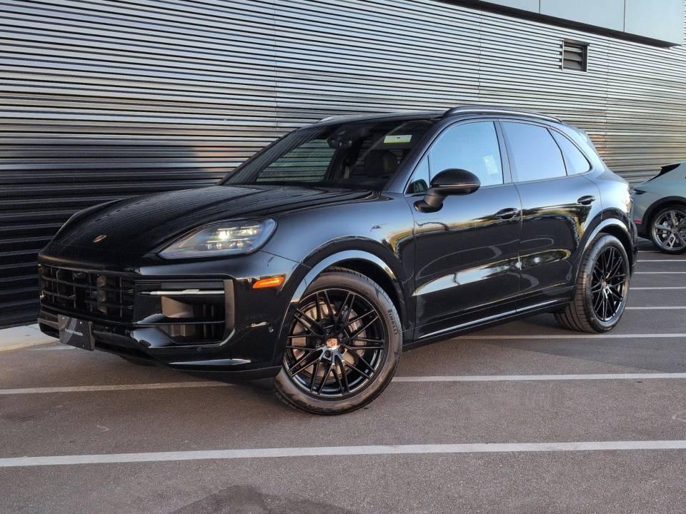 2026 Porsche Cayenne Base