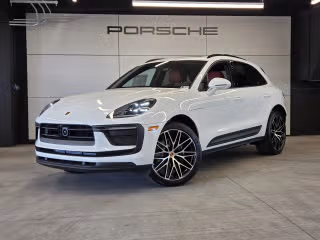 2026 Porsche Macan's photo
