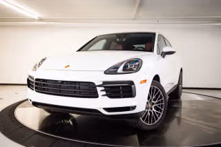 2023 Porsche Cayenne -'s photo