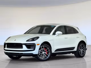 2024 Porsche Macan S's photo