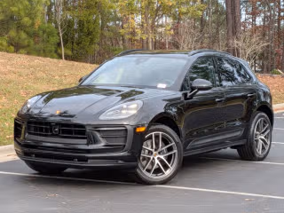 2026 Porsche Macan's photo