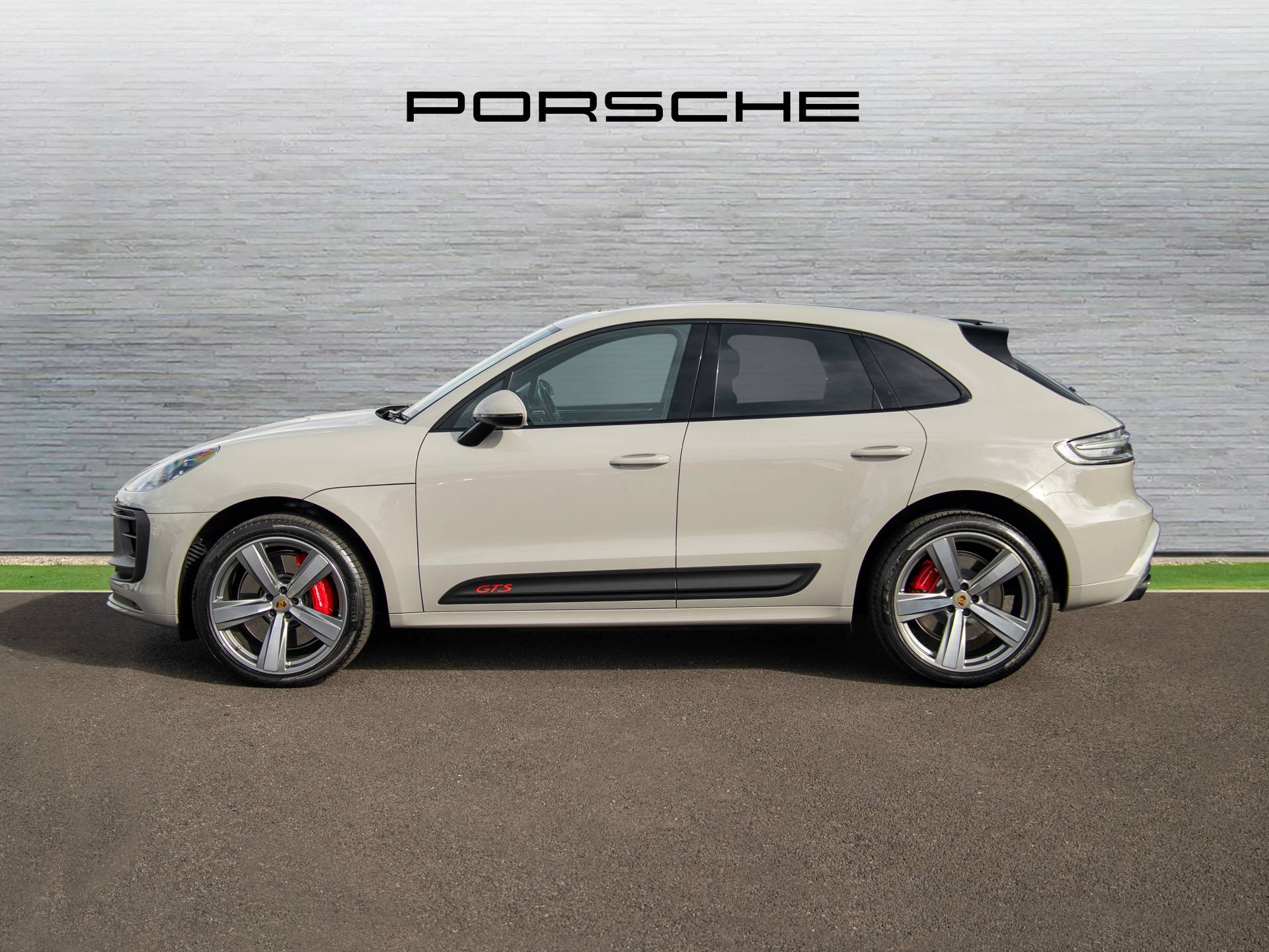 Macan GTS, photo 2 of 45