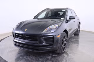 2026 Porsche Macan's photo