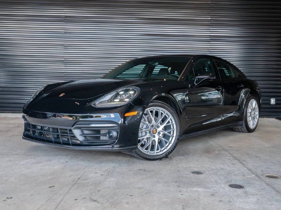 2023 Porsche Panamera