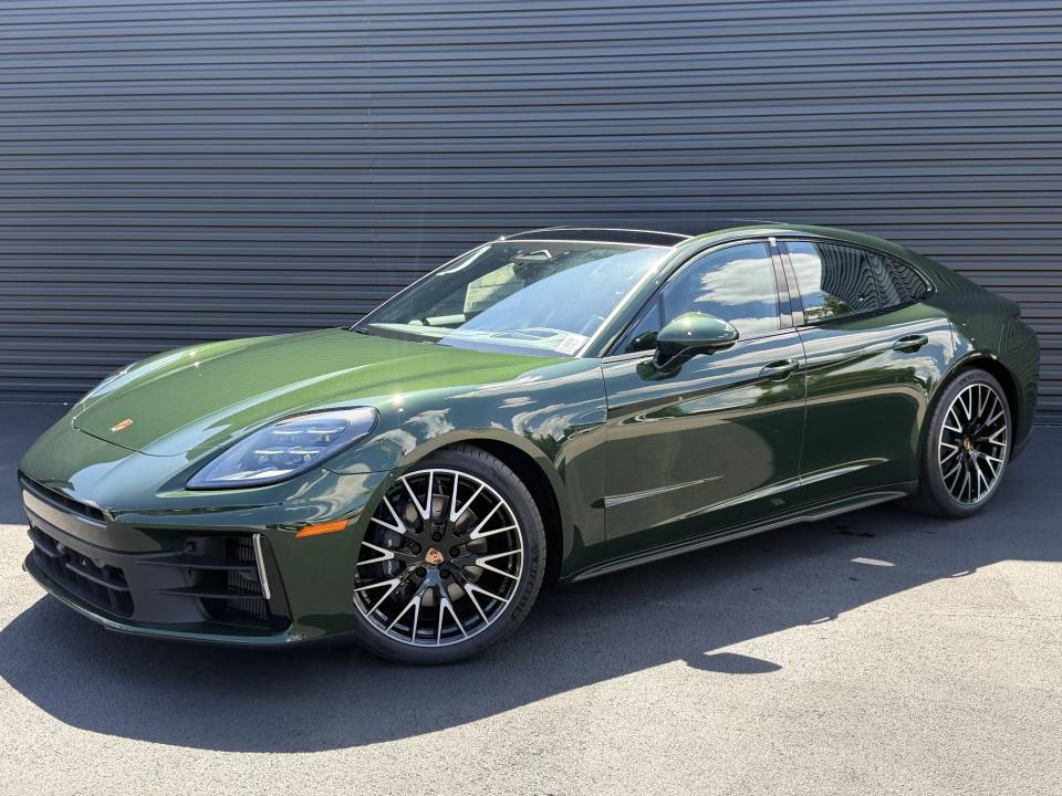 2026 Porsche Panamera