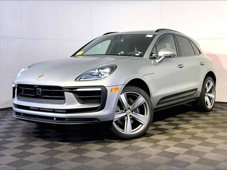2026 Porsche Macan