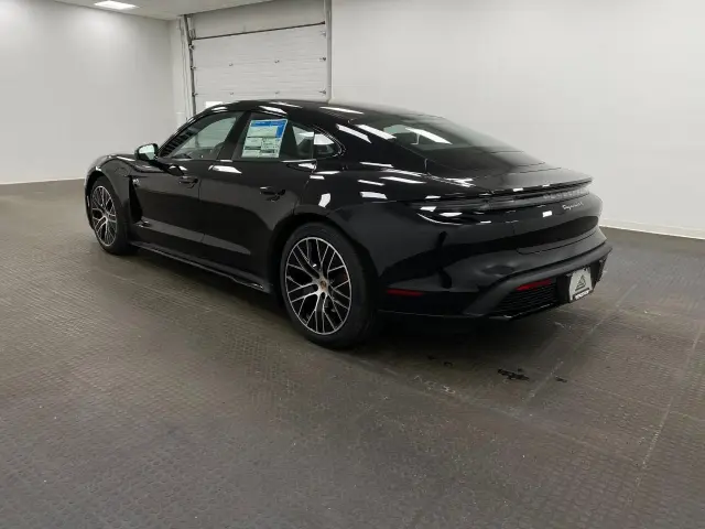 2026 Porsche Taycan S - Photo 22