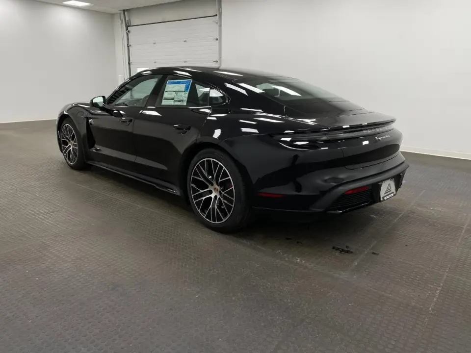 2026 Porsche Taycan S - Photo 23
