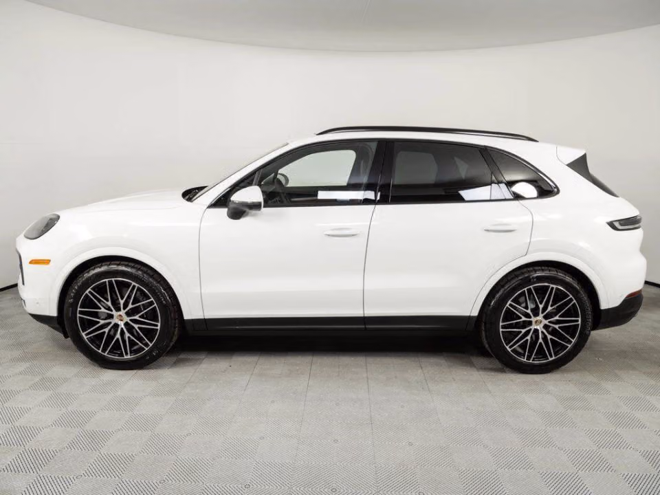 2026 Porsche Cayenne Base - Photo 11