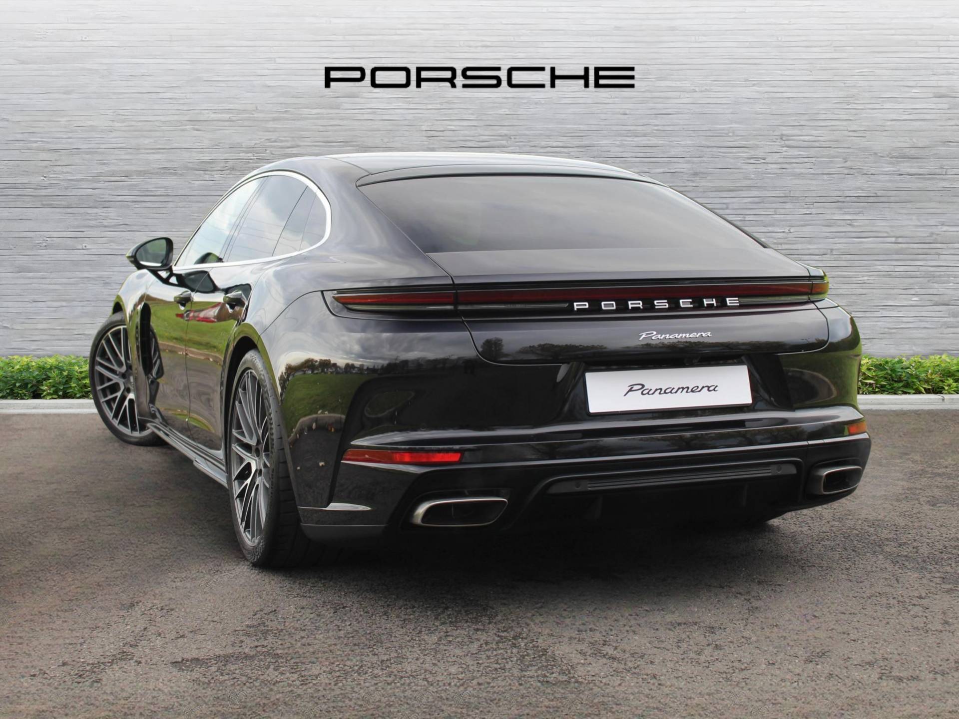 Panamera, photo 2 of 39
