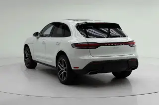 2026 Porsche Macan T - Photo 21