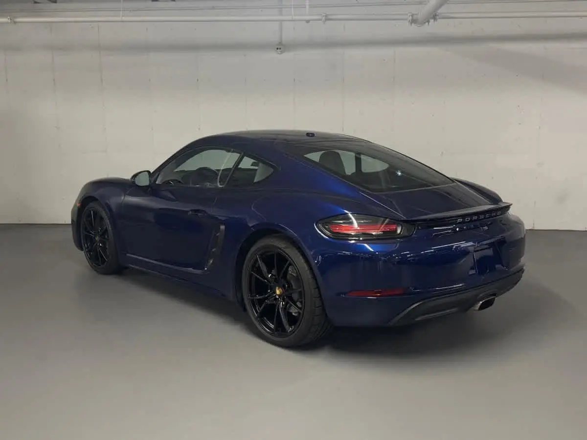 2025 Porsche 718 - Photo 24
