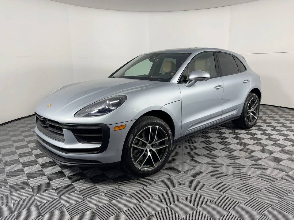 2026 Porsche Macan