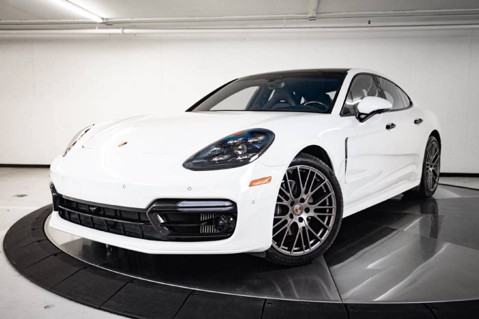 2022 Porsche Panamera Platinum Edition