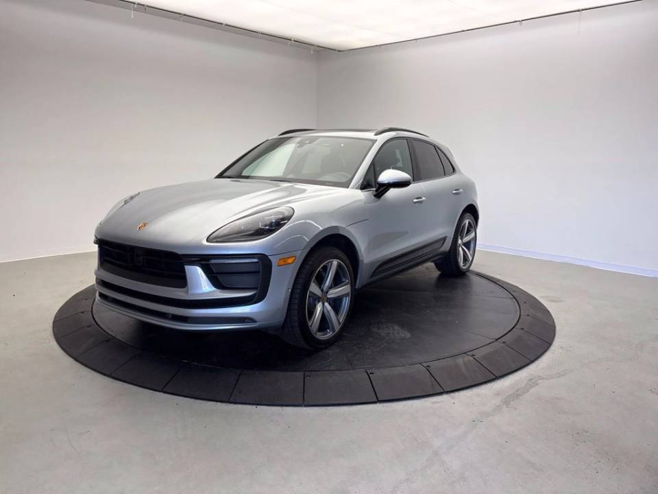 2023 Porsche Macan