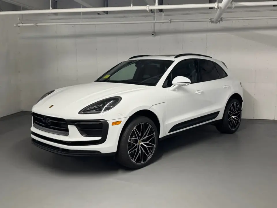 2026 Porsche Macan - Photo 7