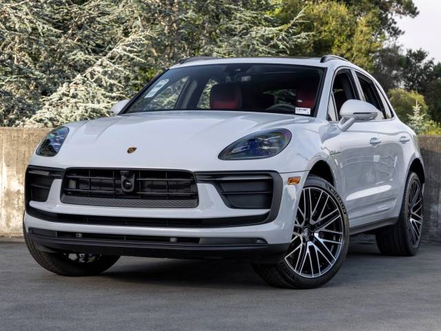 2026 Porsche Macan